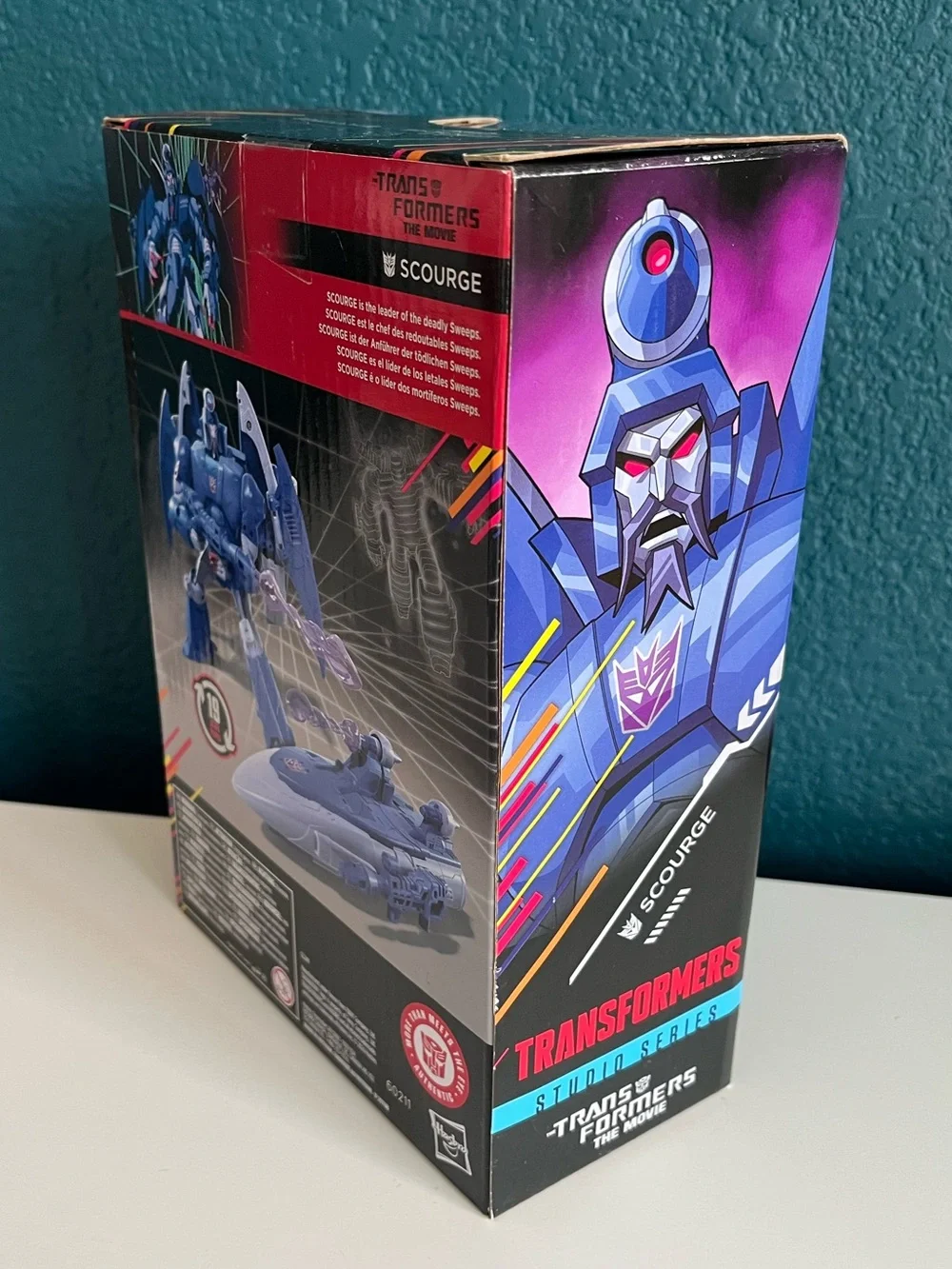 Hasbro Transformers Studio Series Voyager Class Scourge MTMTE